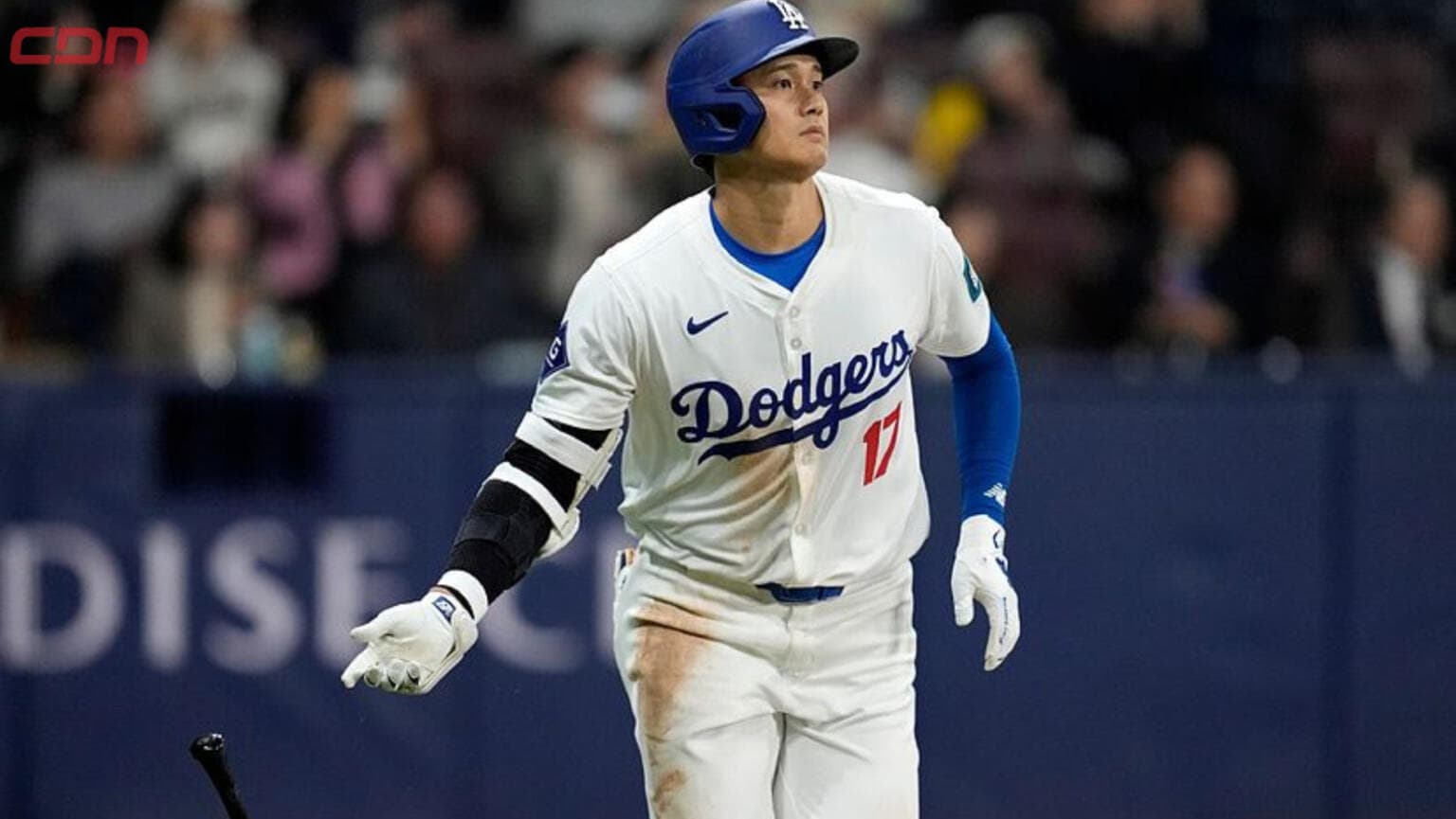 Ohtani extiende racha a 52 juegos embasándose y acecha segundo lugar de Dodgers